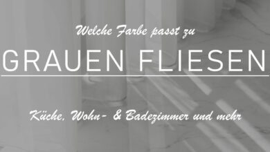 Ausschnitt eines Bildes der Fensterfront. Man erkennt marmorierte graue Fliesen und weiße, leicht durchsichtige Vorhänge. Das Bild ist dezent abgeschwärzt, um den Titel besser lesen zu können: Welche Farbe passt zu grauen Fliesen? Darunter befindet sich eine Sub-Überschrift: Küche, Wohn- & Badezimmer und mehr.
